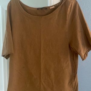 Short sleeved Levi brown shirt